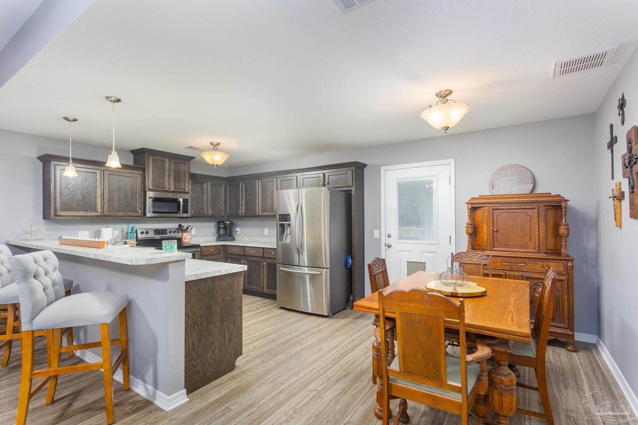 5688 Meadow Road Milton, FL 32583 - Photo 11 of 33 Gallery Image 11