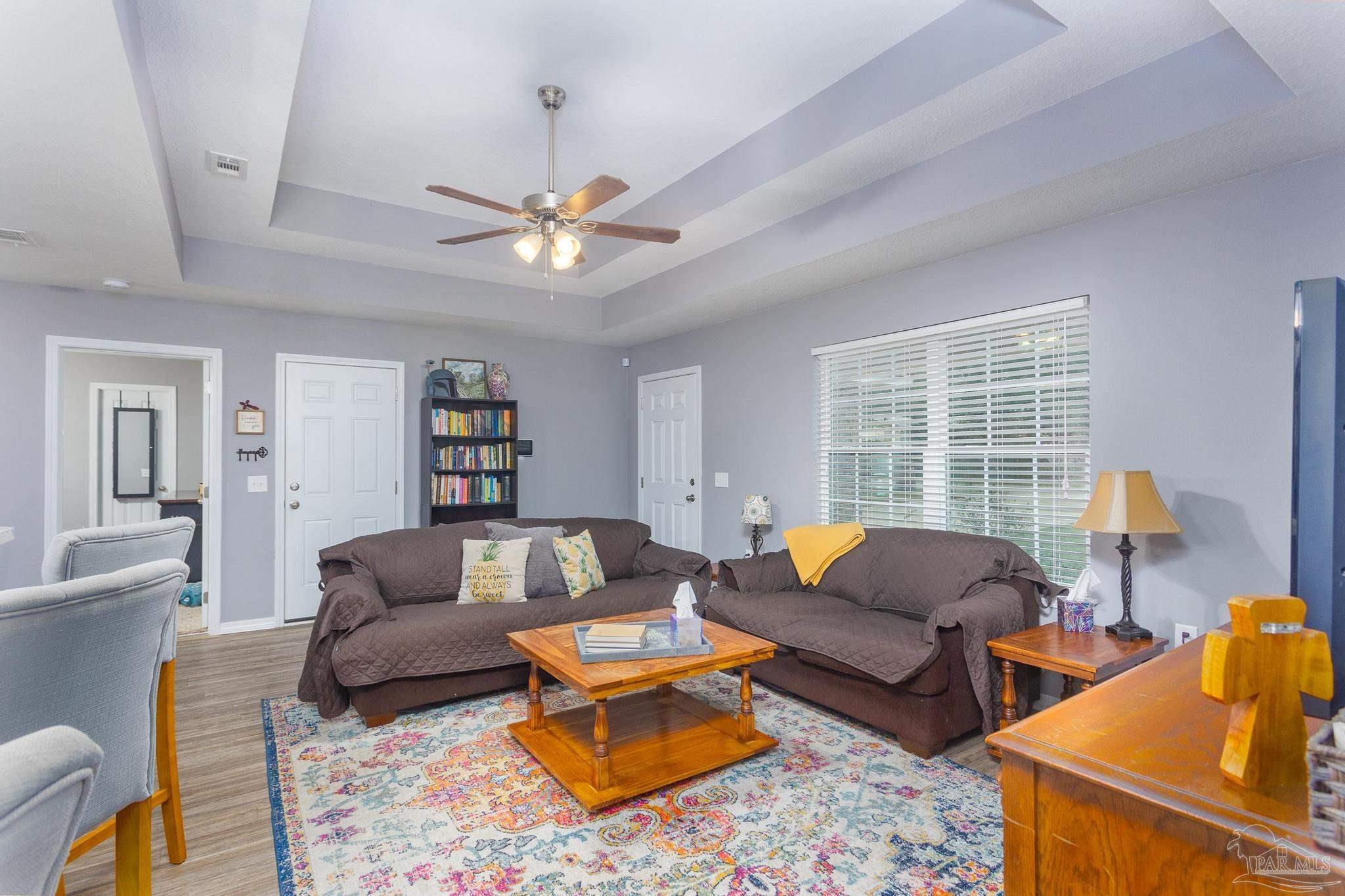5688 Meadow Road Milton, FL 32583 - Photo 6 of 33 Gallery Image 6