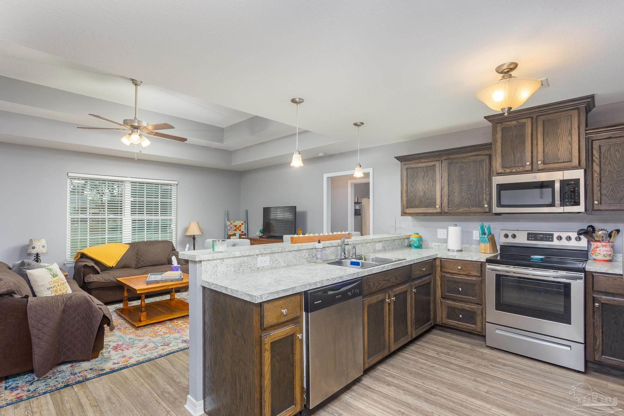 5688 Meadow Road Milton, FL 32583 - Photo 10 of 33 Gallery Image 10