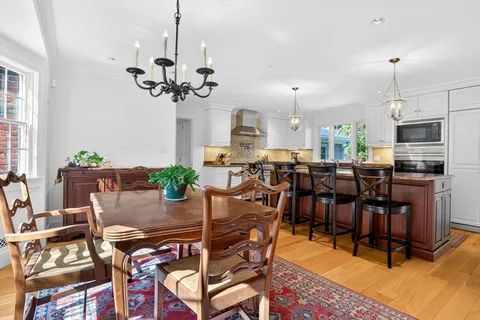 $2,499,000 | 8 Buttercup Lane, Dover, MA 02030