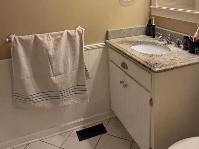 $2,900 | 1733 Ellenwood Drive Northeast, Roswell, GA 30075