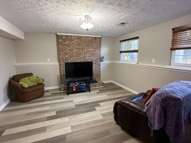 $2,900 | 1733 Ellenwood Drive Northeast, Roswell, GA 30075