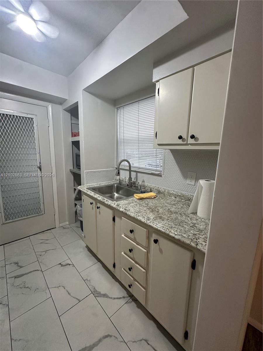 1050 East Sample Road, Unit 202 Pompano Beach, FL 33064 - Photo 3 of 16 Gallery Image 3