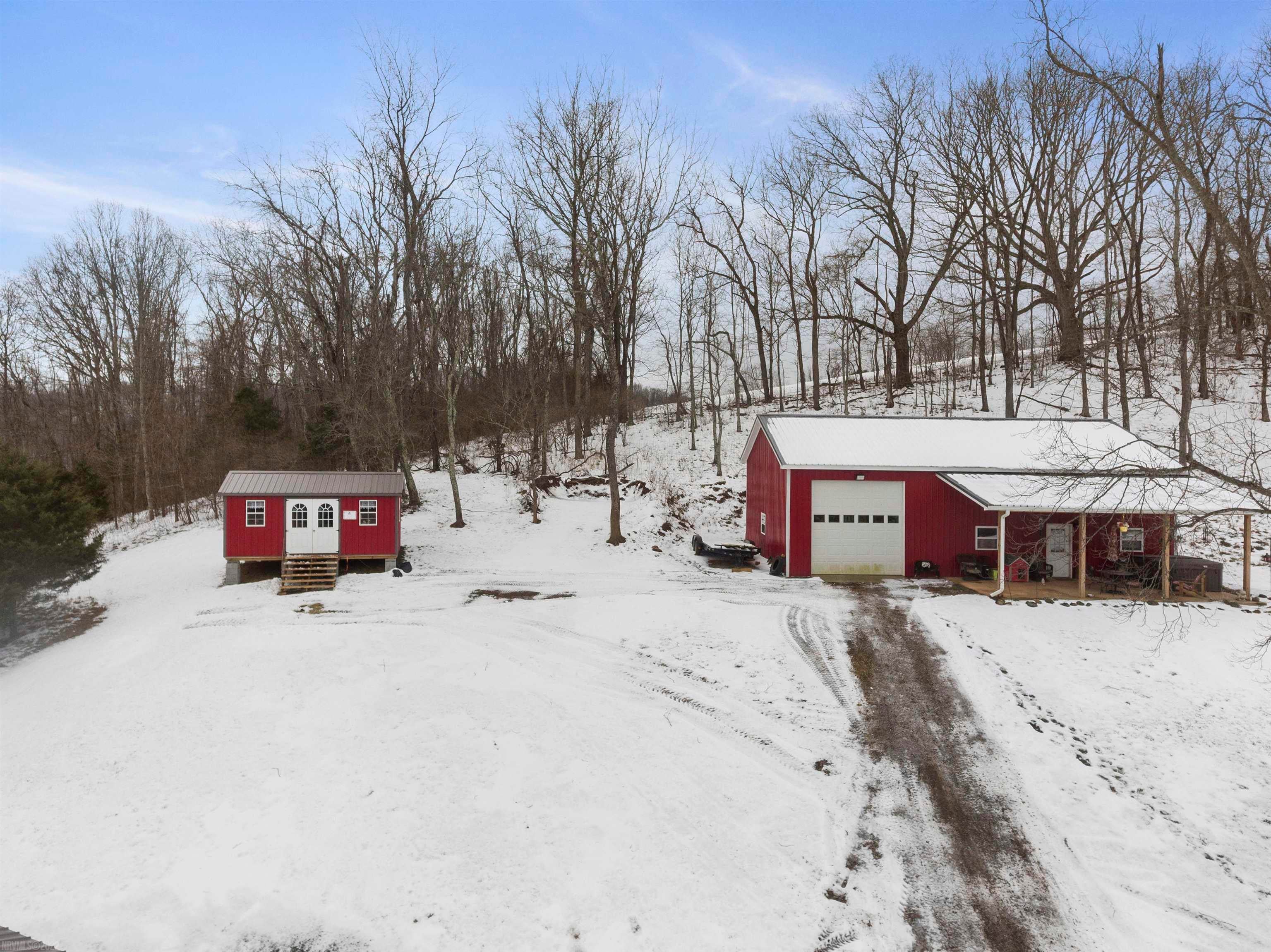 1760 Spring Valley Road Staffordsville, VA 24167 - Photo 27 of 87 Gallery Image 27