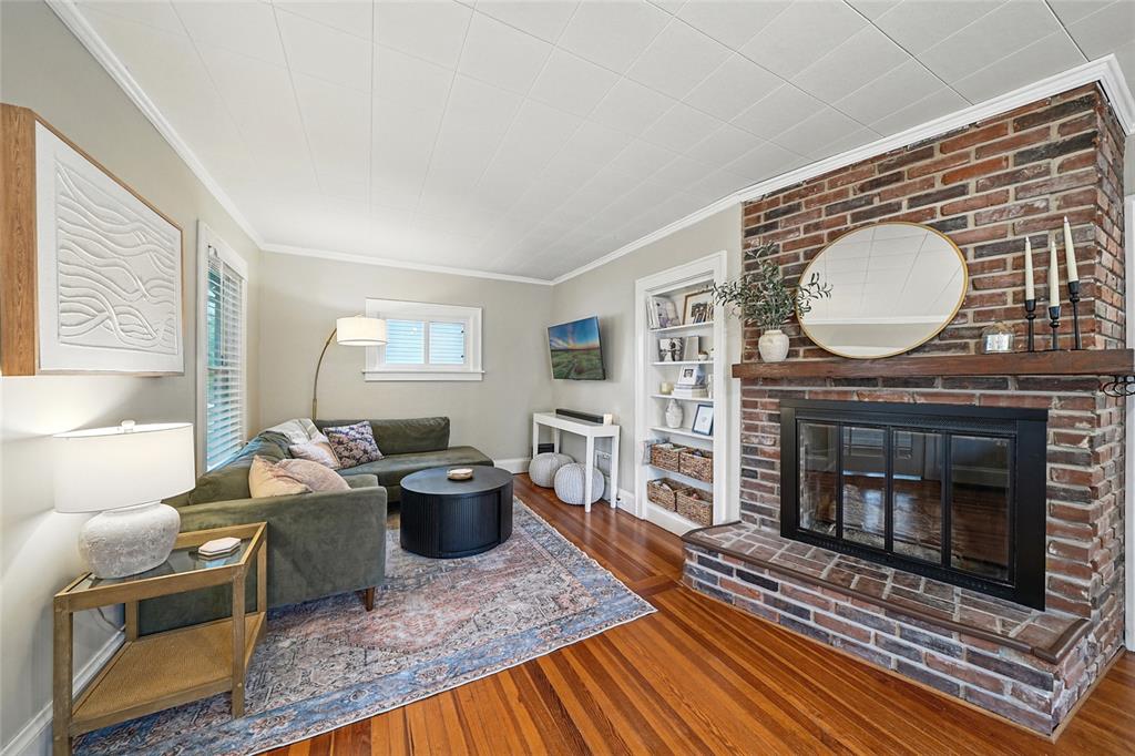 808 North Geyer Road St. Louis, MO 63122 - Photo 4 of 29 Gallery Image 4