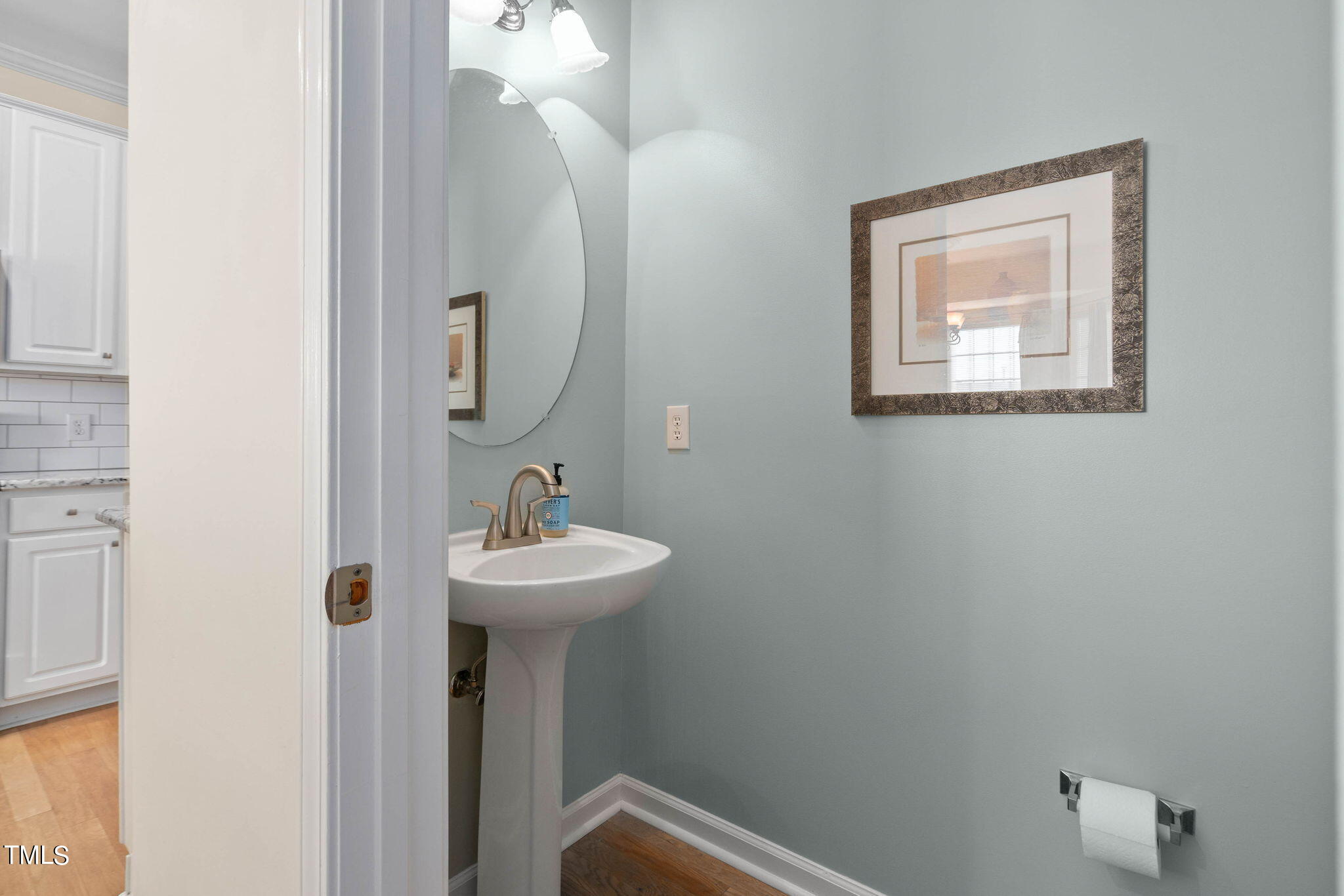 5517 Creekdale Circle Raleigh, NC 27612 - Photo 13 of 29 41-web-or-mls-5517-creekdale-cir