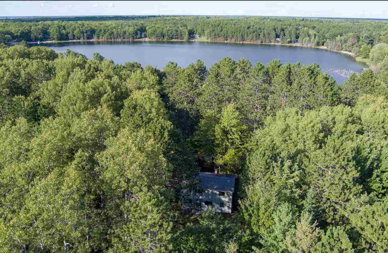 1659 Slater Road Indian River, MI 49749 - Photo 6 of 33 1894878-5.JPG