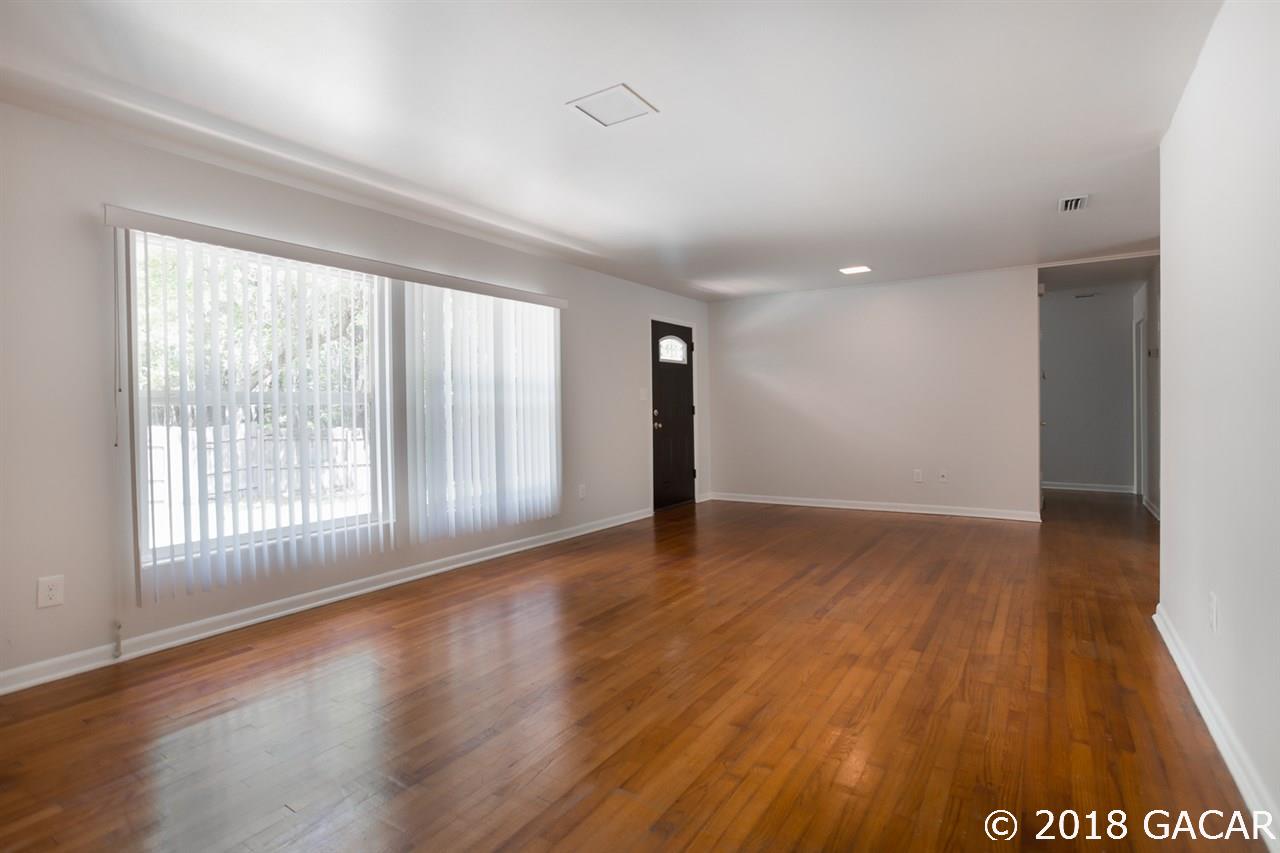 207 Southwest 91st Street Gainesville, FL 32607 - Photo 8 of 29 Gallery Image 8