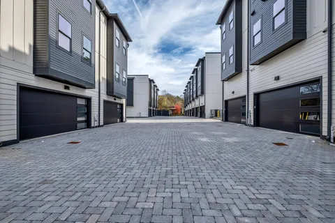 $649,900 | 824 A Watts Lane, Nashville, TN 37209