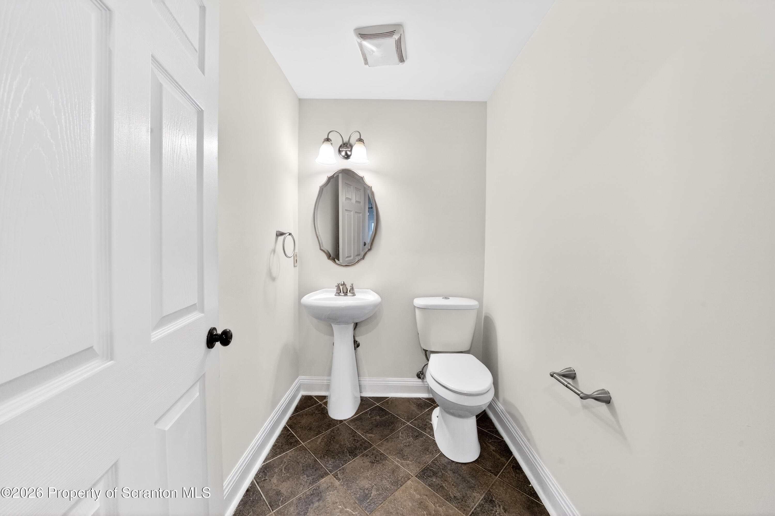 1206 Cherry Lane Road East Stroudsburg, PA 18301 - Photo 36 of 64 023_DSC05070