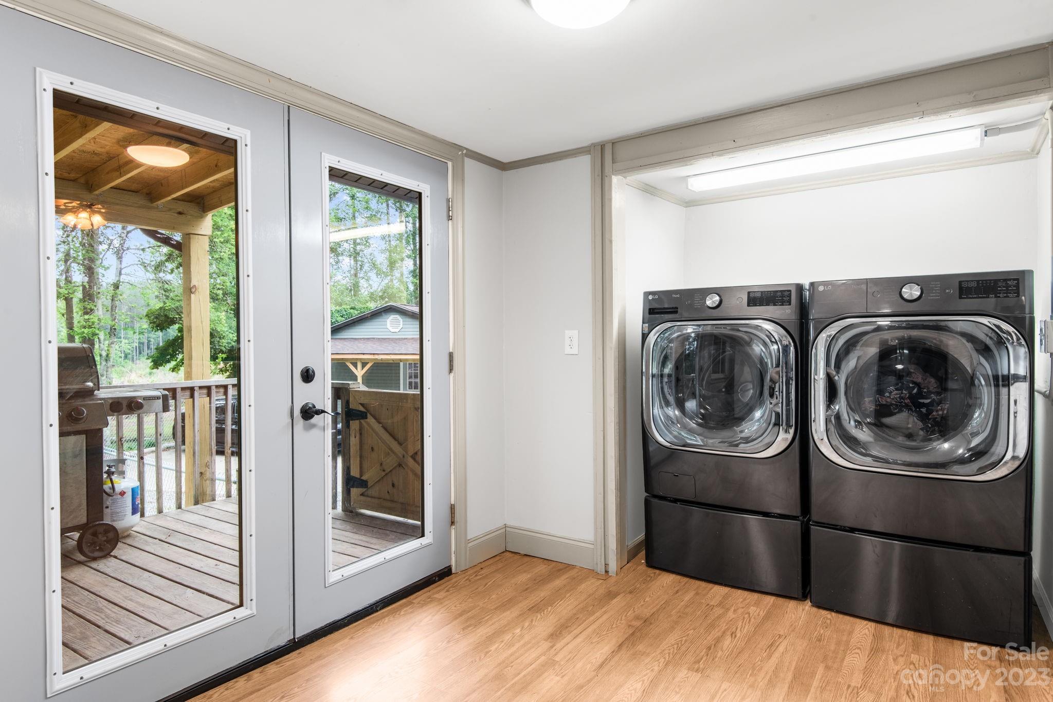 1335 Hill Road Lincolnton, NC 28092 - Photo 22 of 38 a view of a bedroom with washer and dryer