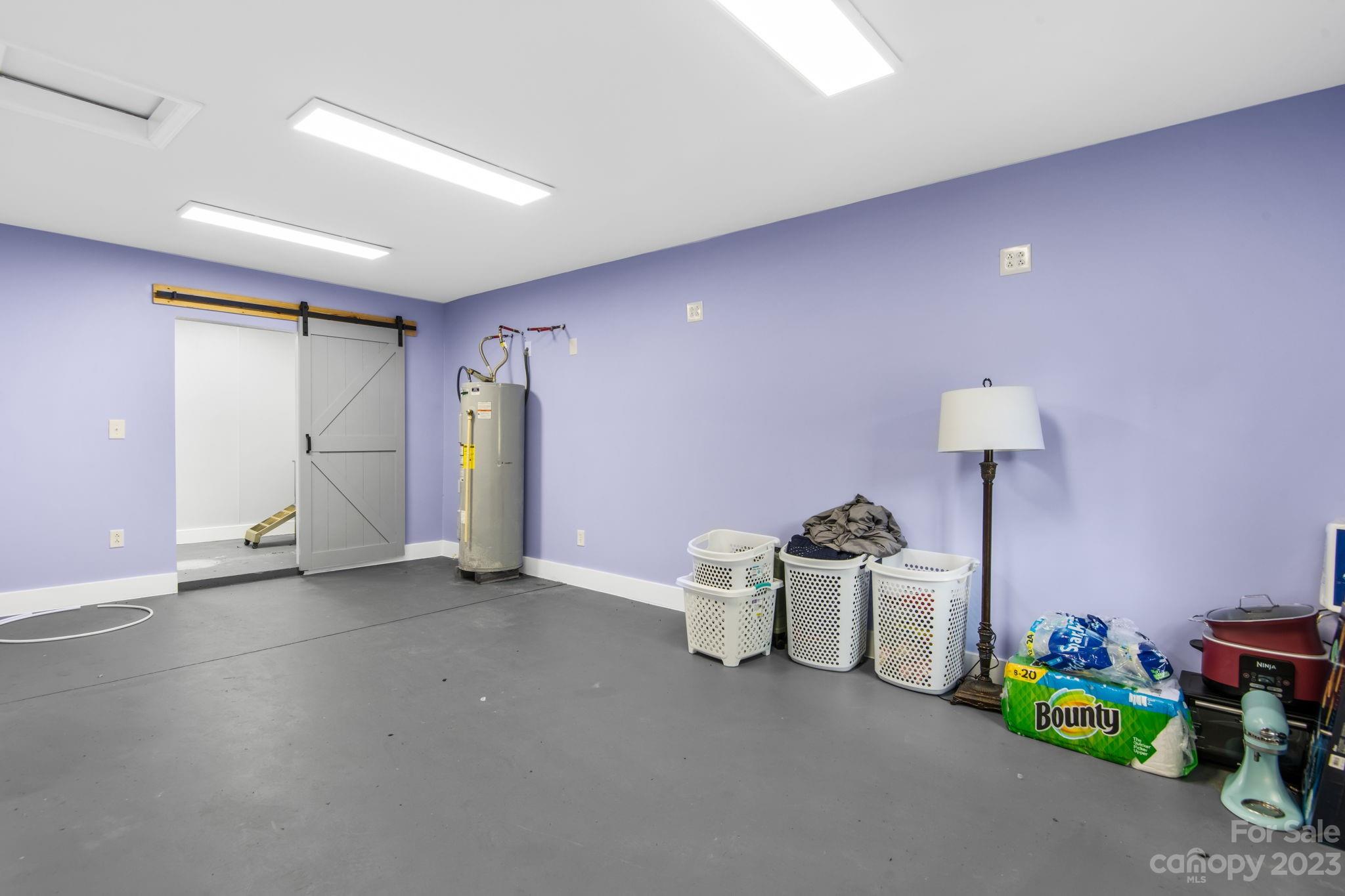 1335 Hill Road Lincolnton, NC 28092 - Photo 34 of 38 a hallway with a dining table and chairs