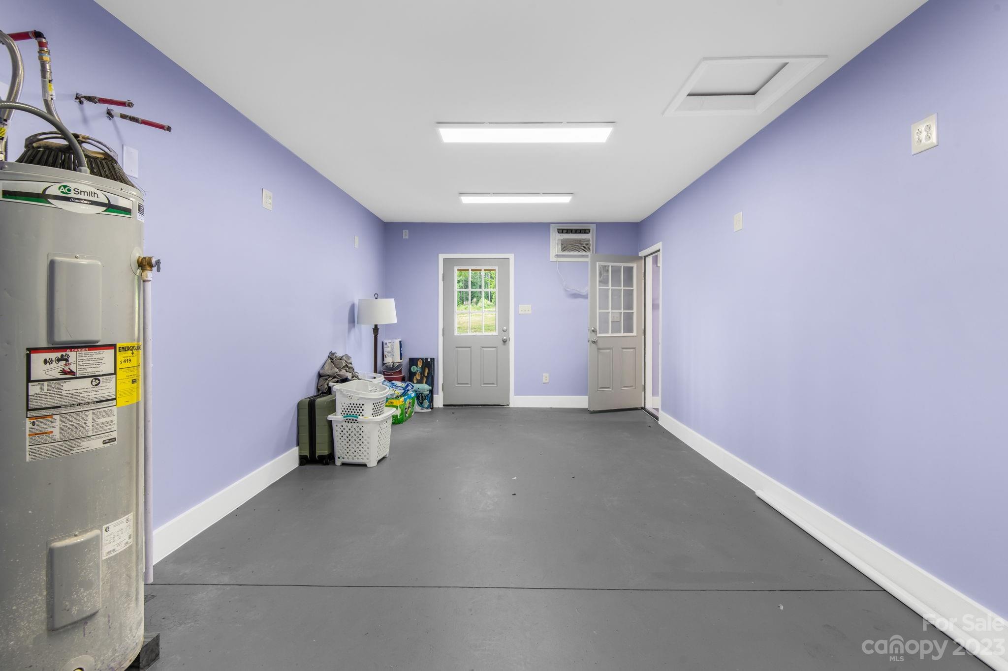 1335 Hill Road Lincolnton, NC 28092 - Photo 35 of 38 a view of livingroom with furniture