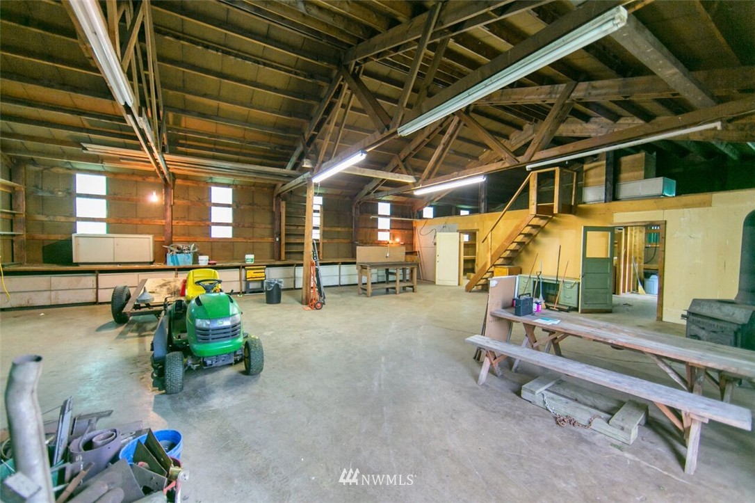 23366 Gunderson Road Mount Vernon, WA 98273 - Photo 8 of 25 Gallery Image 8