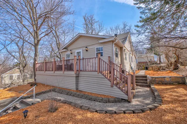 $330,000 | 908 10th Street, Hudson, WI 54016