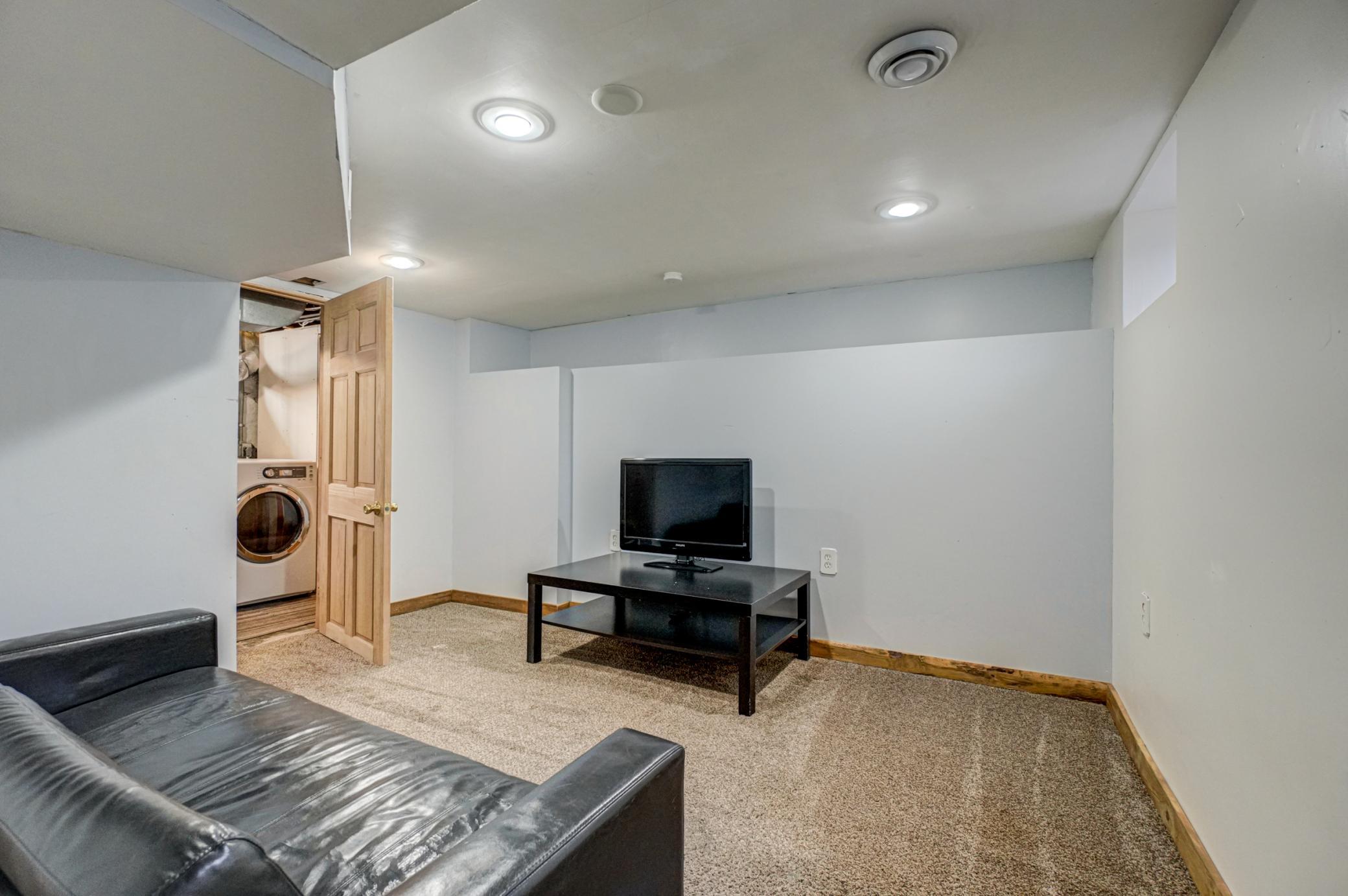 908 10th Street Hudson, WI 54016 - Photo 24 of 36