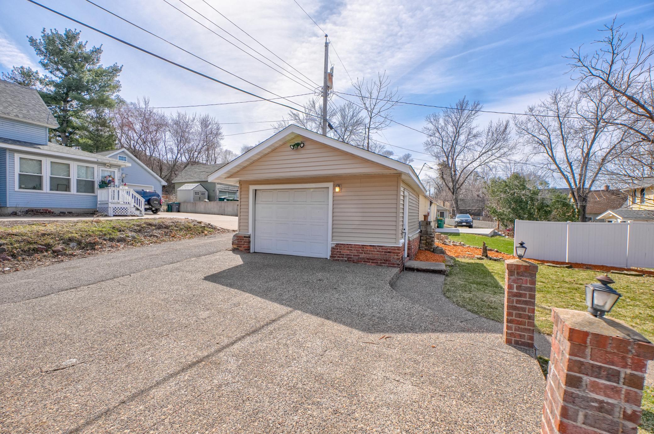 908 10th Street Hudson, WI 54016 - Photo 29 of 36