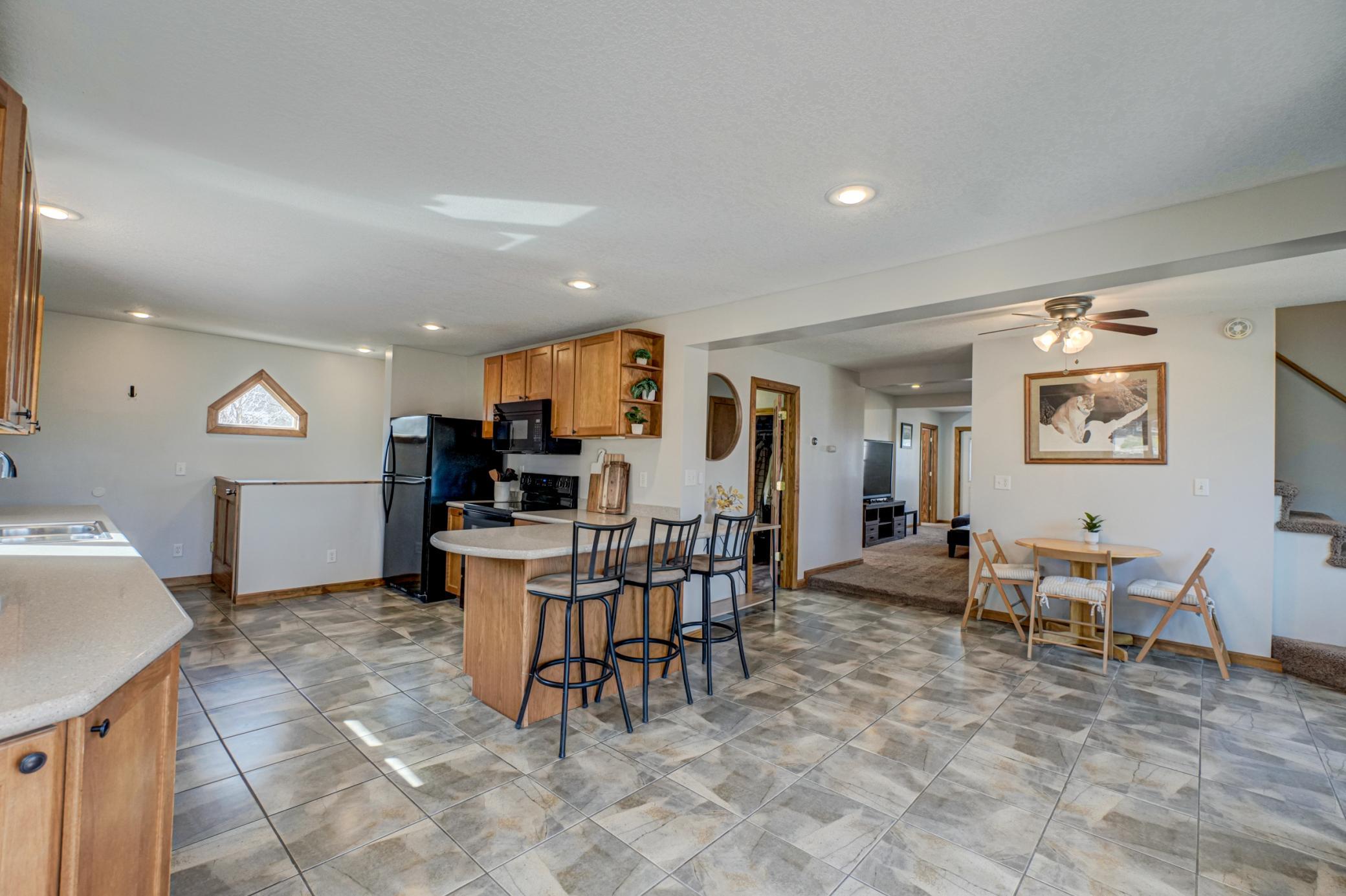 908 10th Street Hudson, WI 54016 - Photo 5 of 36