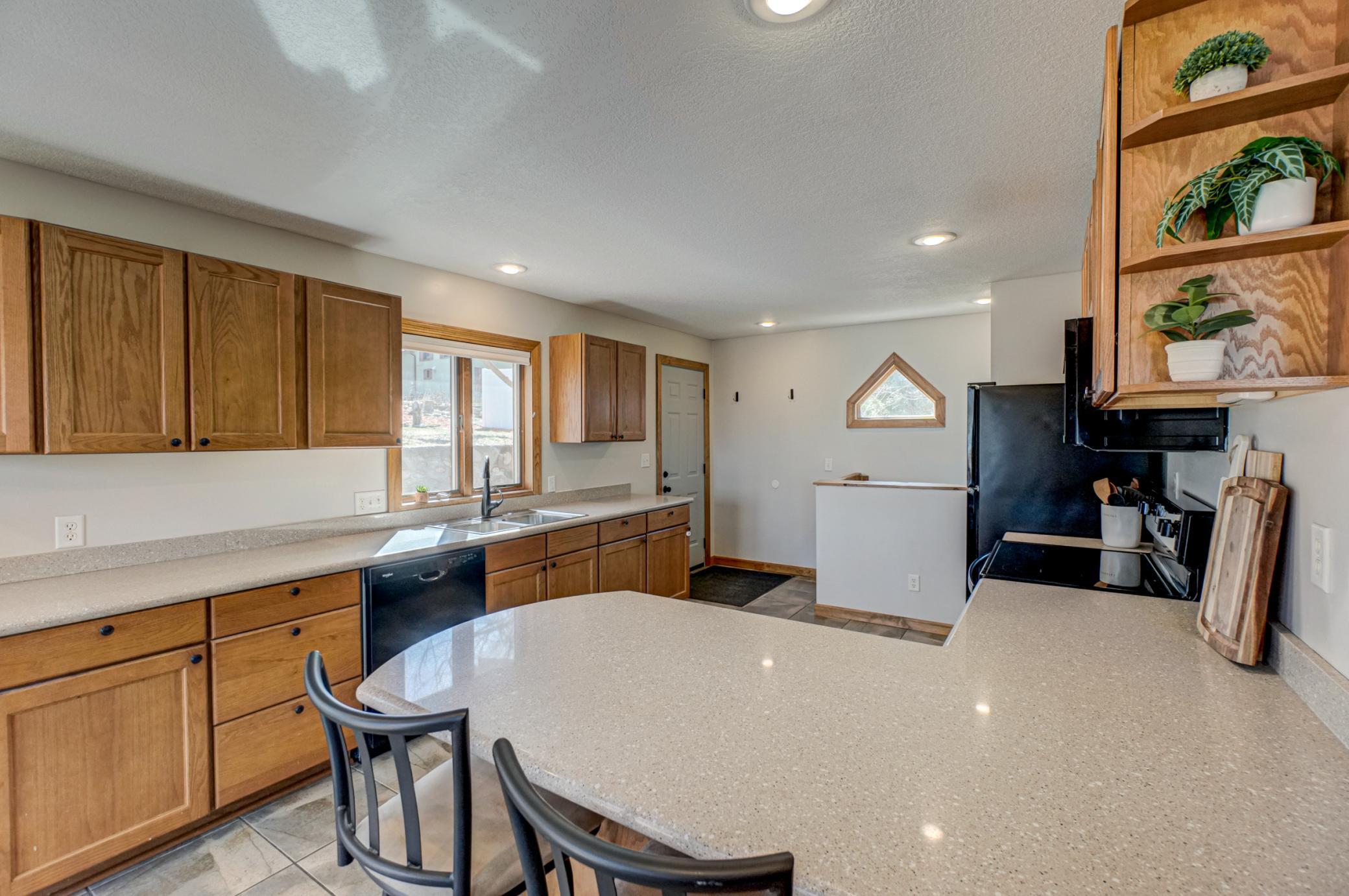 908 10th Street Hudson, WI 54016 - Photo 7 of 36