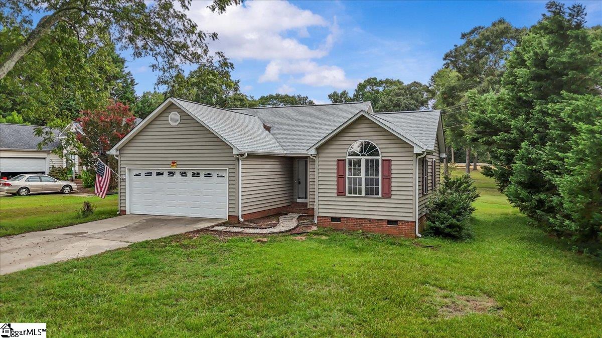 108 Edgewood Street Lyman, SC 29365 - Photo 2 of 31 Gallery Image 2