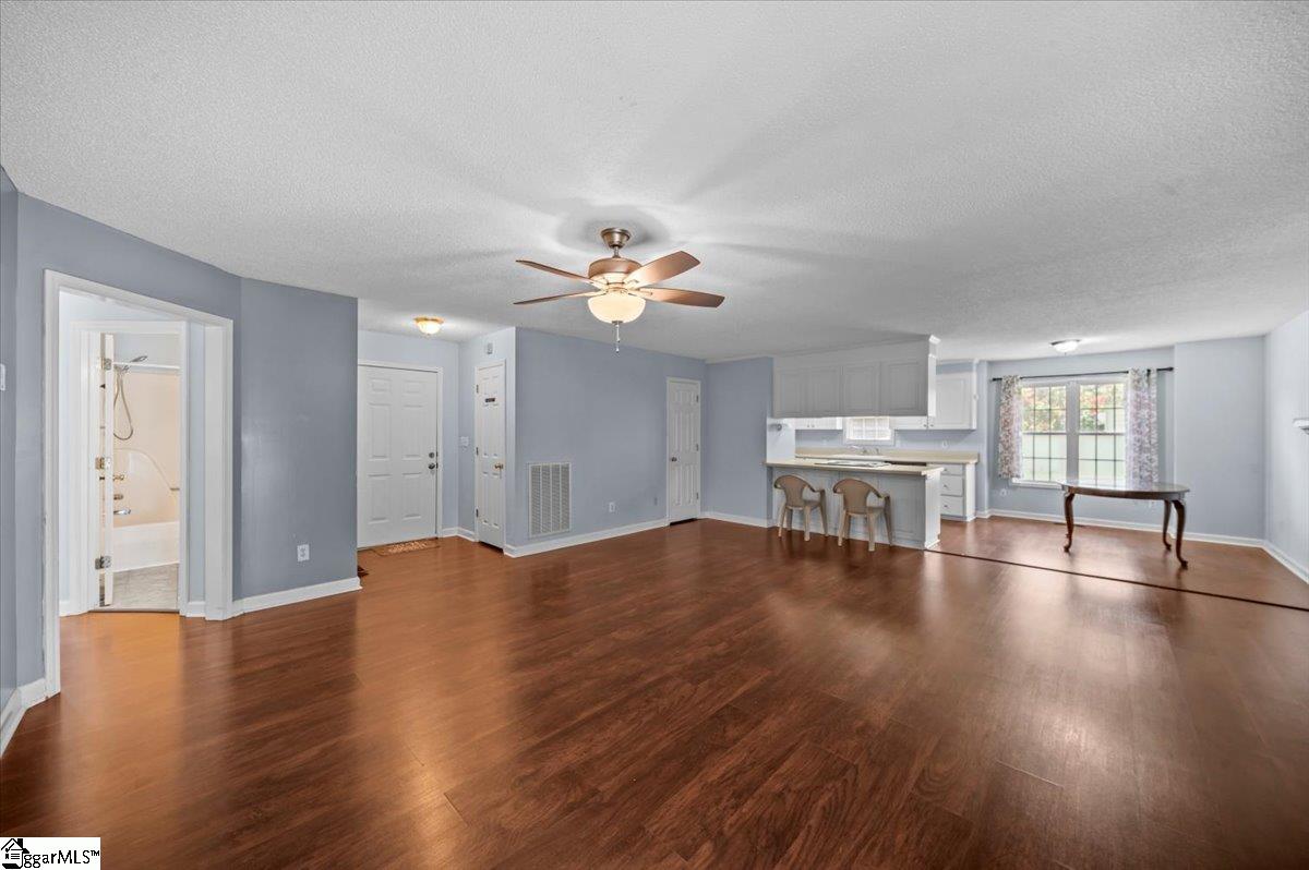 108 Edgewood Street Lyman, SC 29365 - Photo 5 of 31 Gallery Image 5
