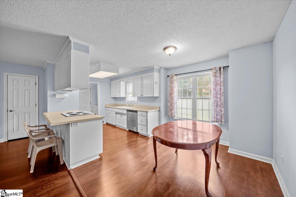 108 Edgewood Street Lyman, SC 29365 - Photo 8 of 31 Gallery Image 8