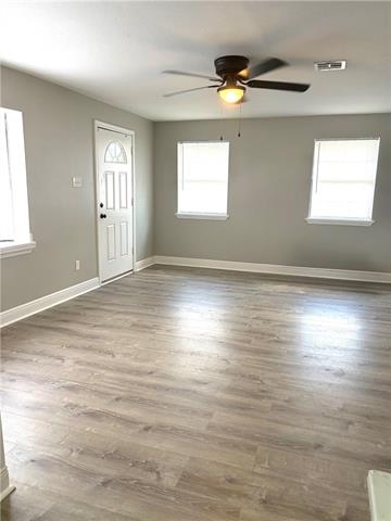 3025 St Roch Avenue New Orleans, LA 70122 - Photo 2 of 5