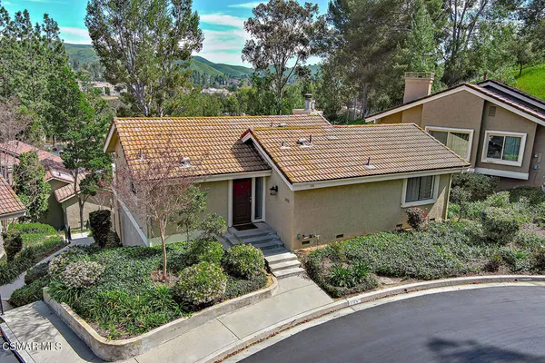 $4,050 | 576 Calle De Las Ovejas, Oak Park, CA 91377