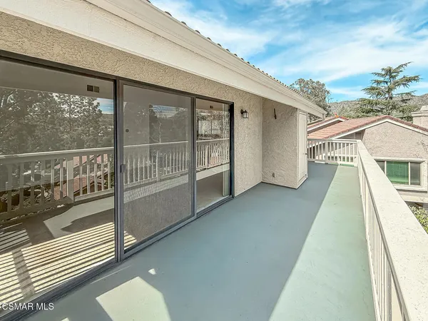 $4,050 | 576 Calle De Las Ovejas, Oak Park, CA 91377