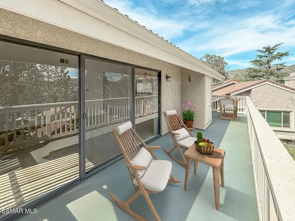 $4,050 | 576 Calle De Las Ovejas, Oak Park, CA 91377