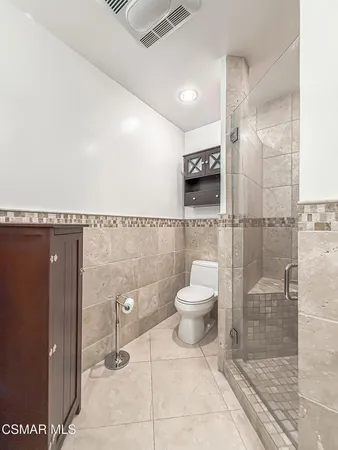 $4,050 | 576 Calle De Las Ovejas, Oak Park, CA 91377