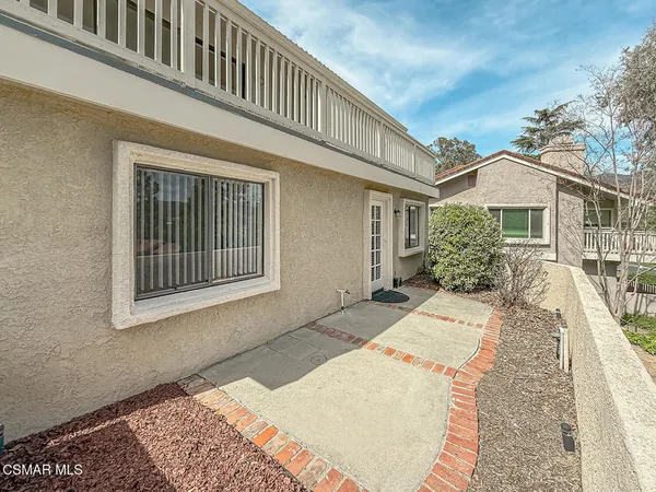 $4,050 | 576 Calle De Las Ovejas, Oak Park, CA 91377