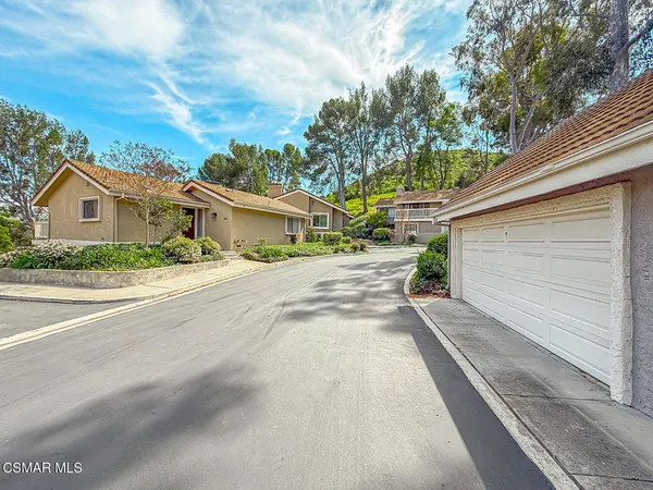 $4,050 | 576 Calle De Las Ovejas, Oak Park, CA 91377