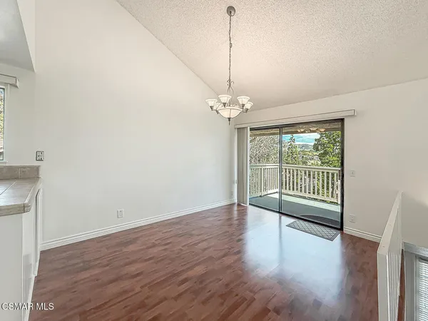 $4,050 | 576 Calle De Las Ovejas, Oak Park, CA 91377