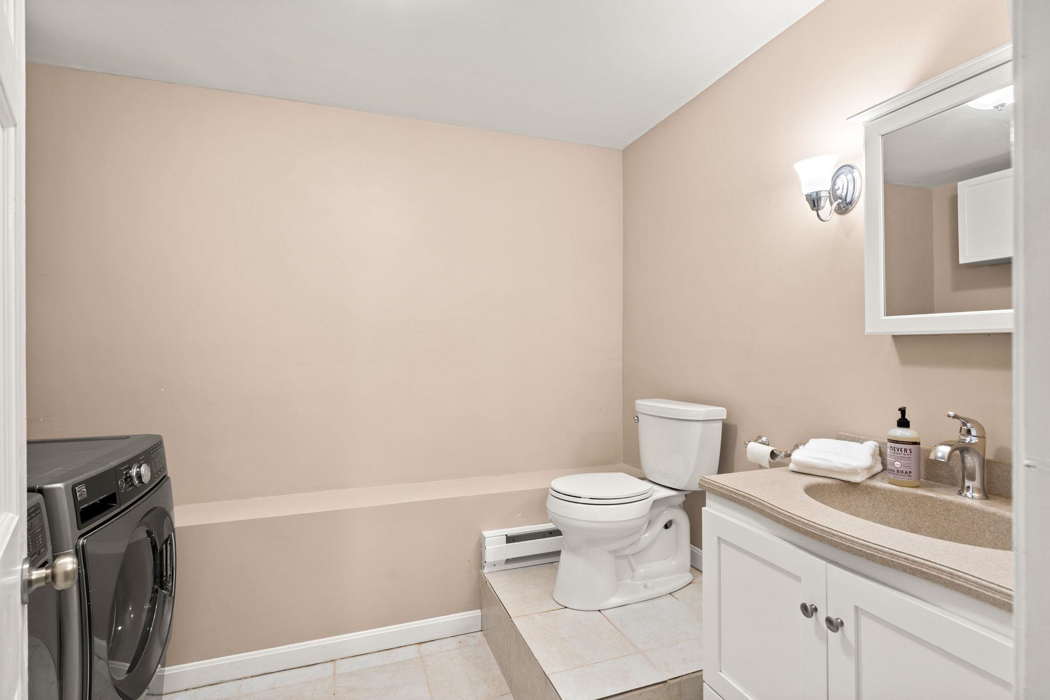 12 Rolling Ridge Road Londonderry, NH 03053 - Photo 20 of 38