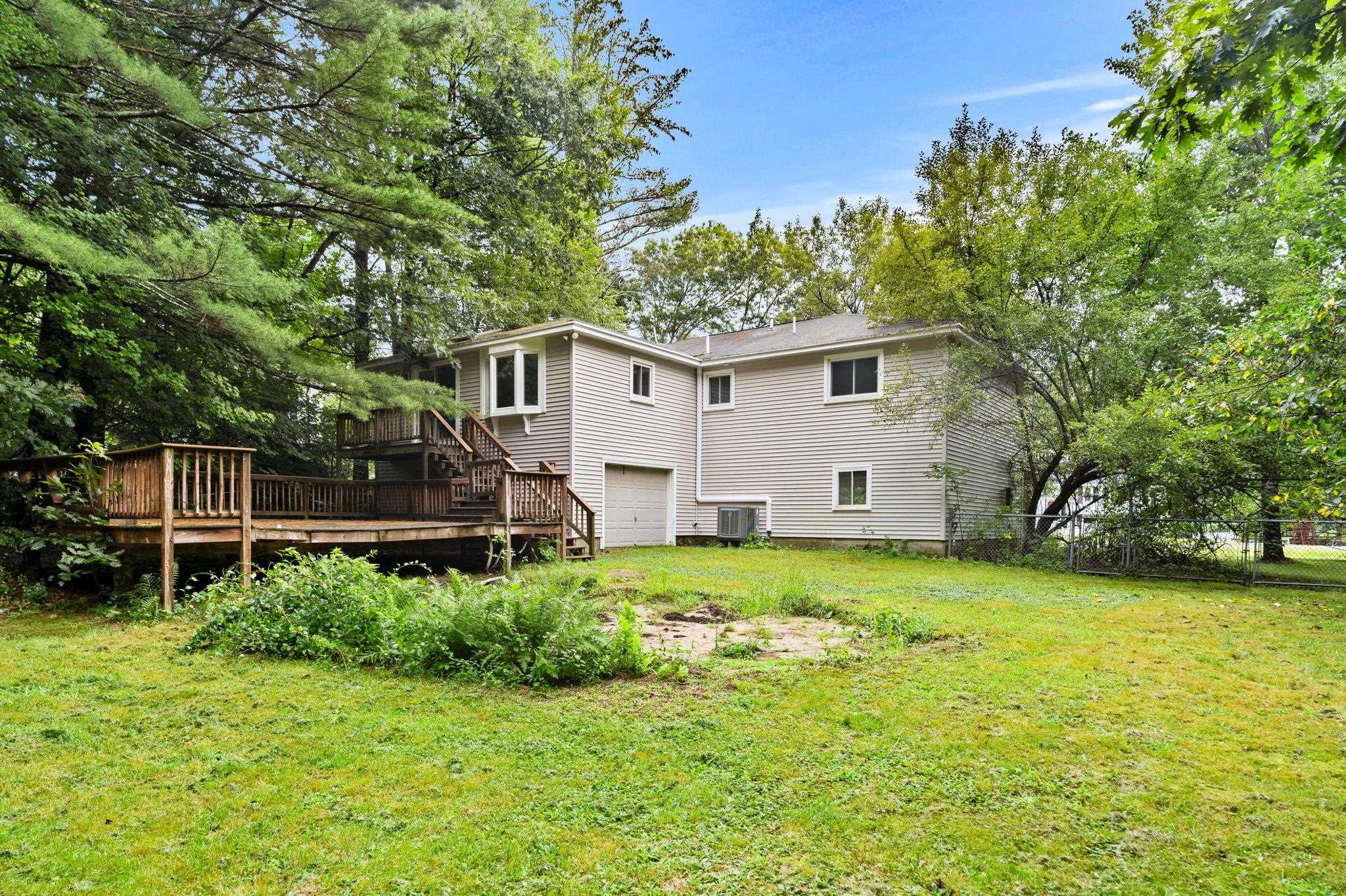 12 Rolling Ridge Road Londonderry, NH 03053 - Photo 26 of 38