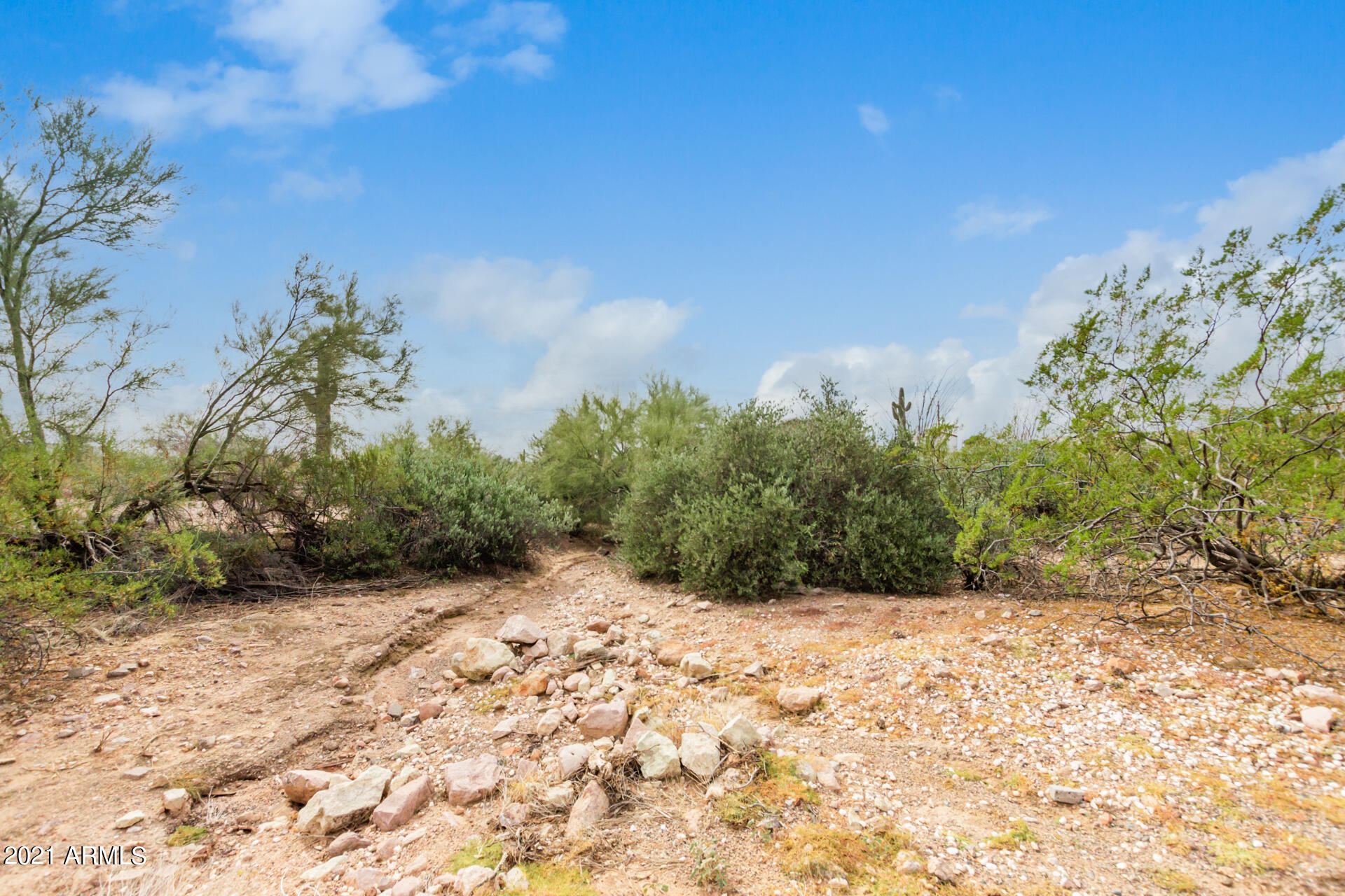 601 South Wickiup Road, Unit 1 Apache Junction, AZ 85119 - Photo 14 of 35 0005-03-Wickiup