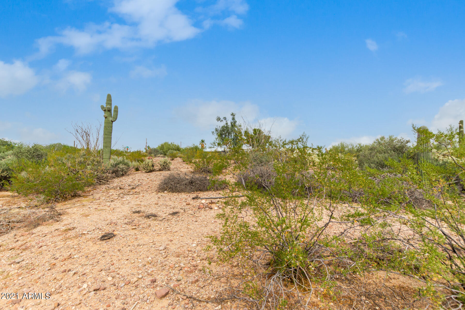 601 South Wickiup Road, Unit 1 Apache Junction, AZ 85119 - Photo 17 of 35 0008-07-Wickiup