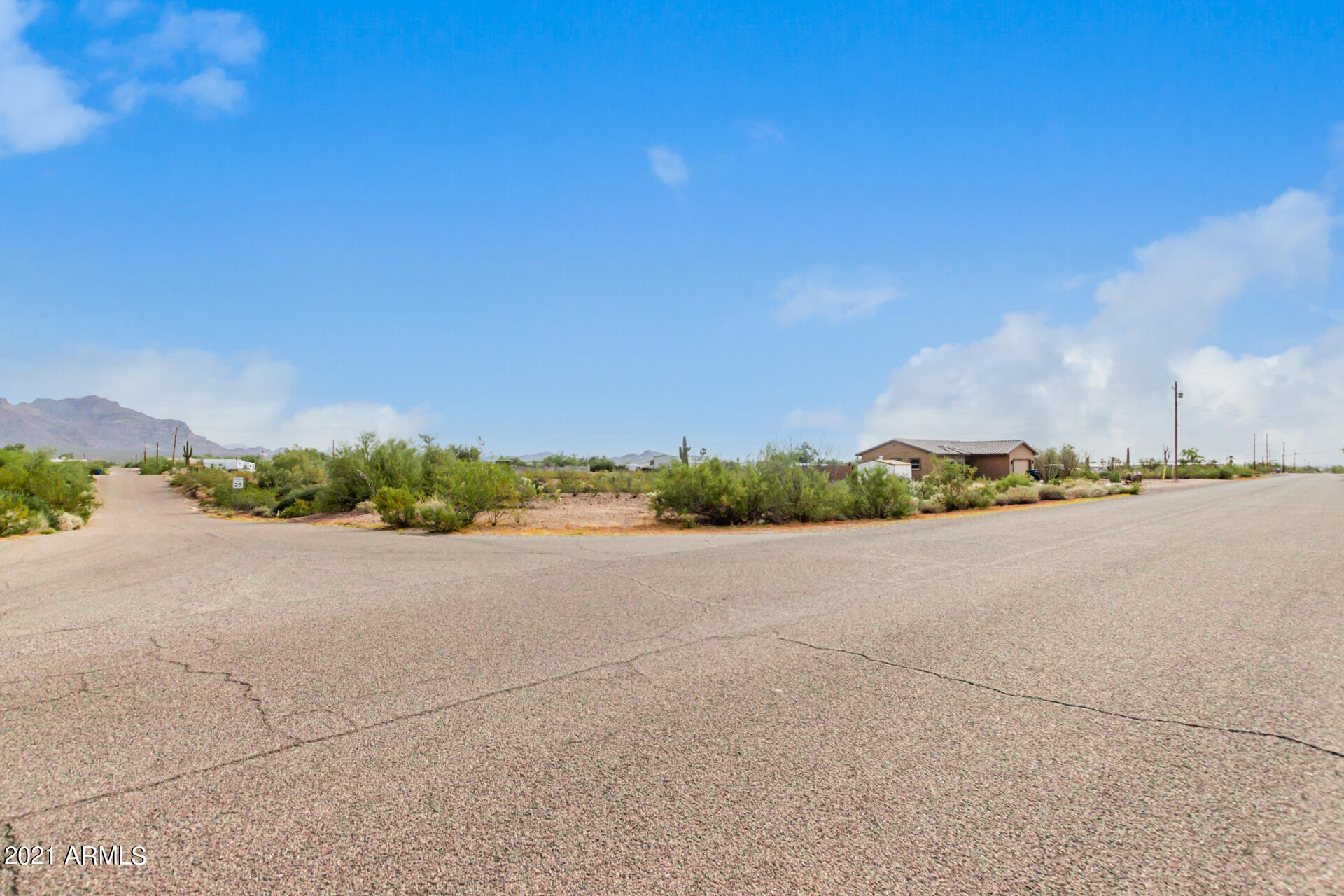 601 South Wickiup Road, Unit 1 Apache Junction, AZ 85119 - Photo 26 of 35 0017-16-Wickiup