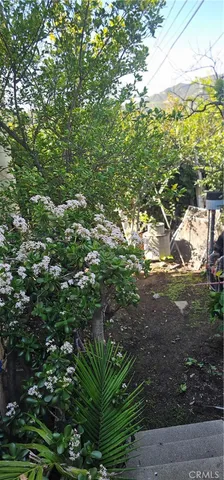 $1,310,000 | 1823 Hillside Drive, Glendale, CA 91208