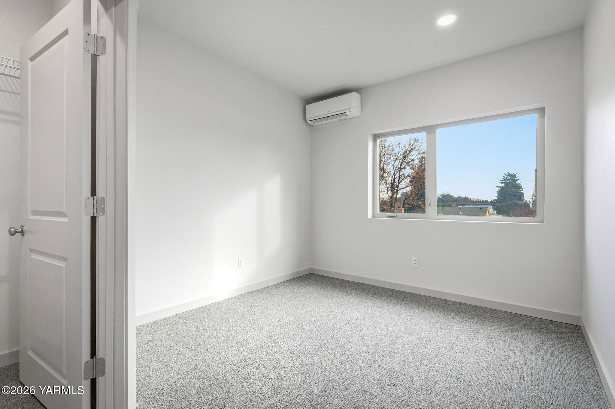 801 South 16th Avenue, Unit 4 Yakima, WA 98902 - Photo 15 of 23 801 N 16th Ave_Yakima_14