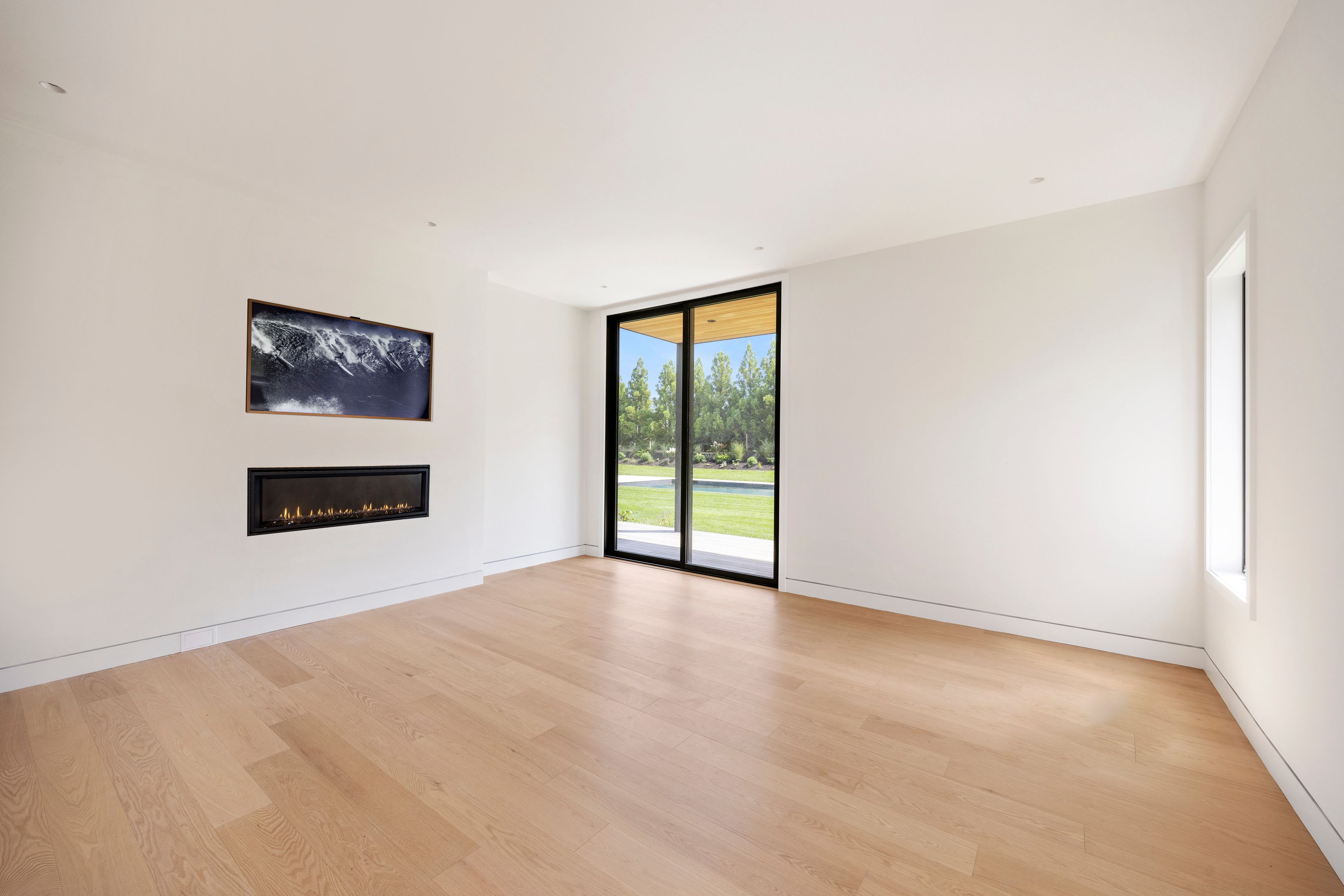 204 Head Of Pond Road Water Mill, NY 11976 - Photo 18 of 39