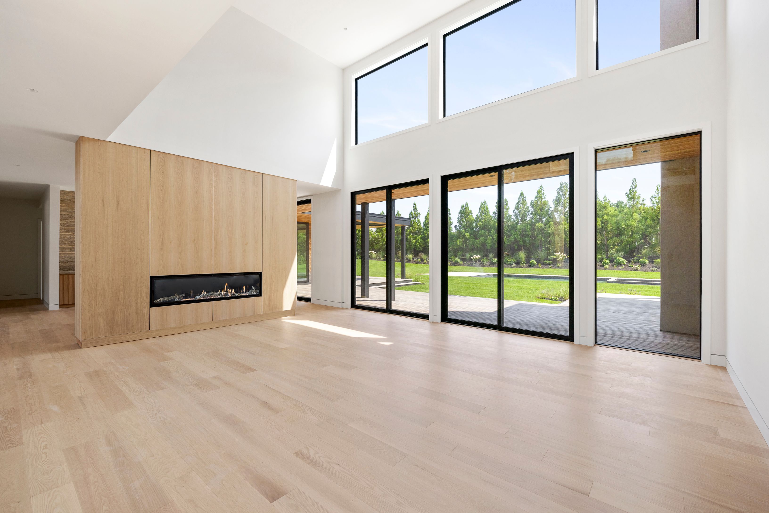 204 Head Of Pond Road Water Mill, NY 11976 - Photo 6 of 39