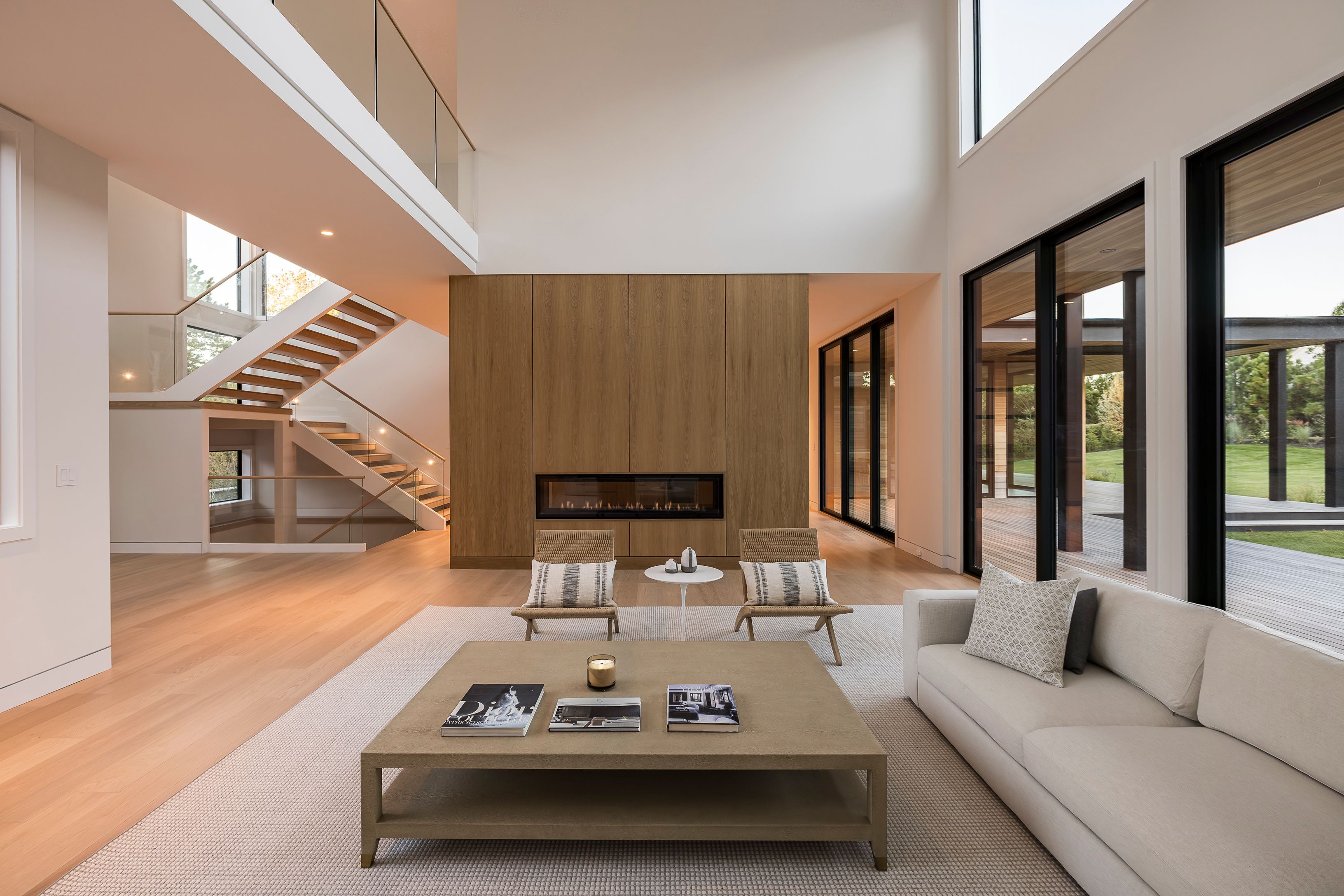 204 Head Of Pond Road Water Mill, NY 11976 - Photo 8 of 39