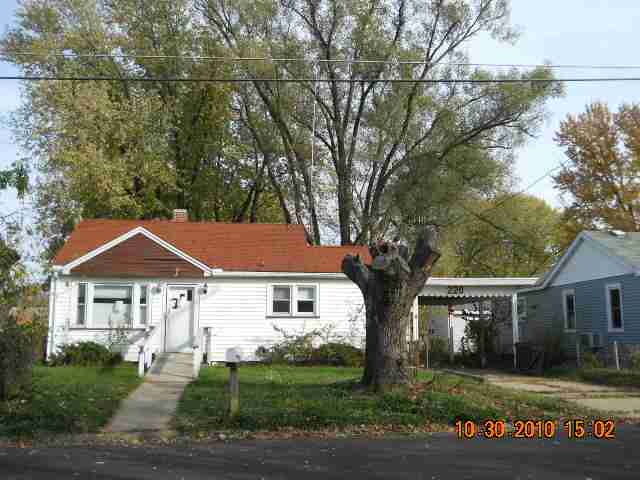 220 Reservoir Road Pekin, IL 61554 - Photo 1 of 15 Gallery Image 1