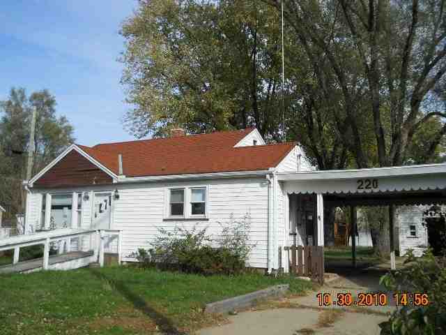 220 Reservoir Road Pekin, IL 61554 - Photo 2 of 15 Gallery Image 2