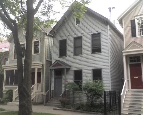$1,800 | 2652 North Wayne Avenue, Unit 2R, Chicago, IL 60614