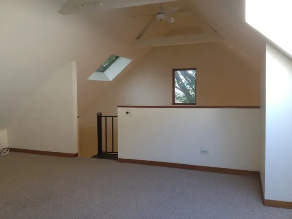 $1,800 | 2652 North Wayne Avenue, Unit 2R, Chicago, IL 60614