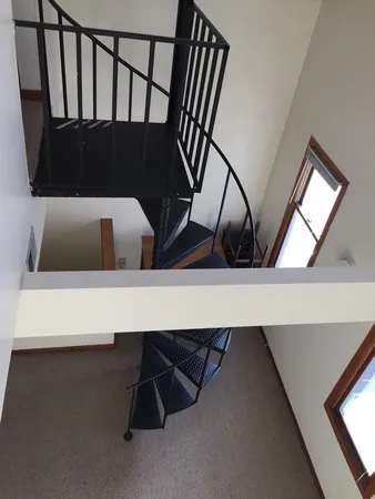 $1,800 | 2652 North Wayne Avenue, Unit 2R, Chicago, IL 60614