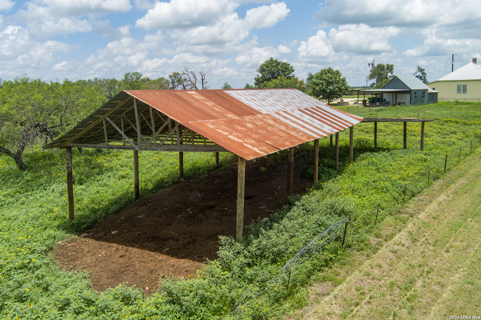 4515 Stapper Road St. Hedwig, TX 78152 - Photo 45 of 64 a view of house with backyard and garden